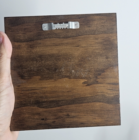 Rustic Raccoon String Art Wall Decor 5" x 5" - Picture 3 of 7